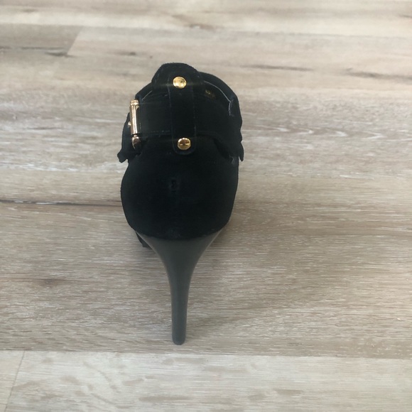 NEW N.Y.L.A ‘Kirby’ Black Suede Open Toe Fringe Bootie Heels, Size 6 - Picture 3 of 9